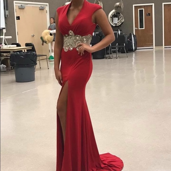 Dresses & Skirts - Red Evening Gown